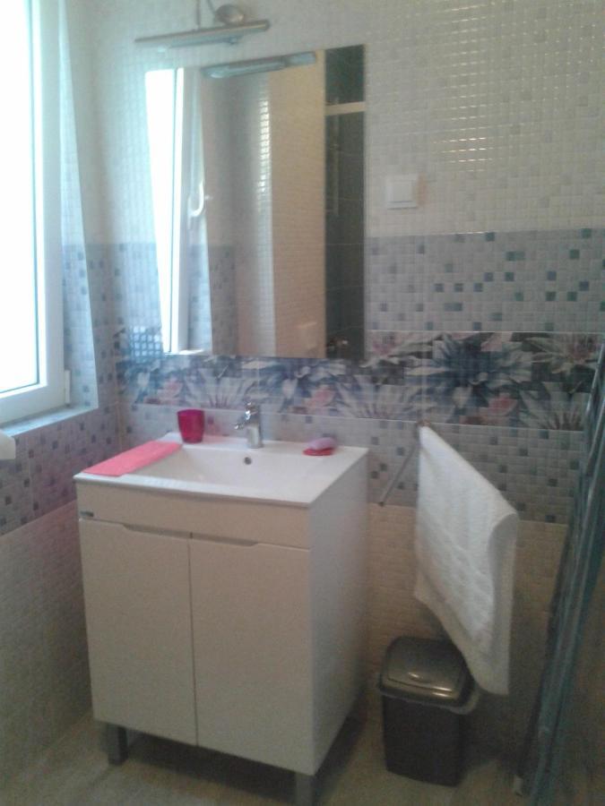 Apartments Odiva Luštica Kültér fotó