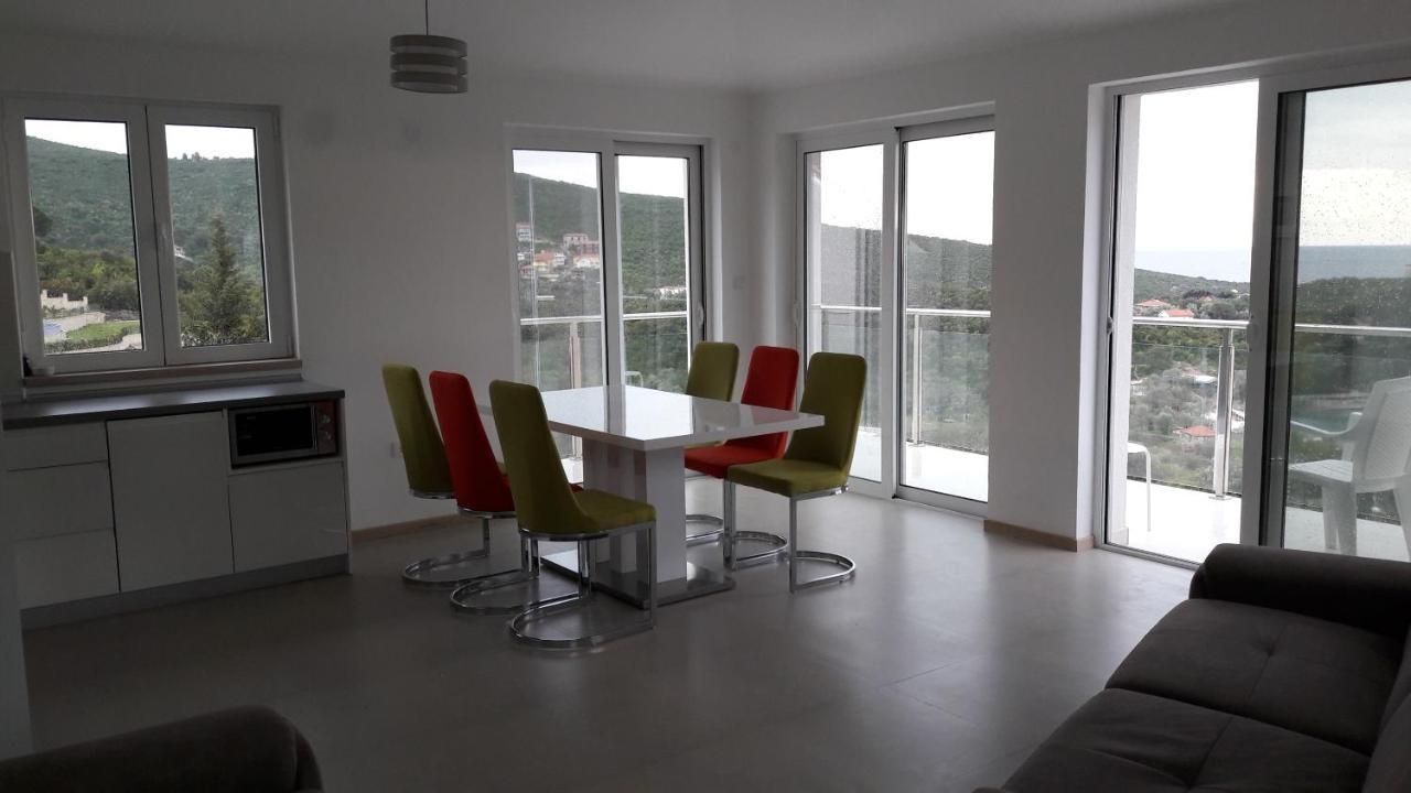 Apartments Odiva Luštica Kültér fotó